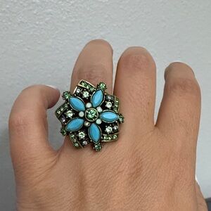Preloved Heidi Daus Turquoise and peridot flower cocktail ring